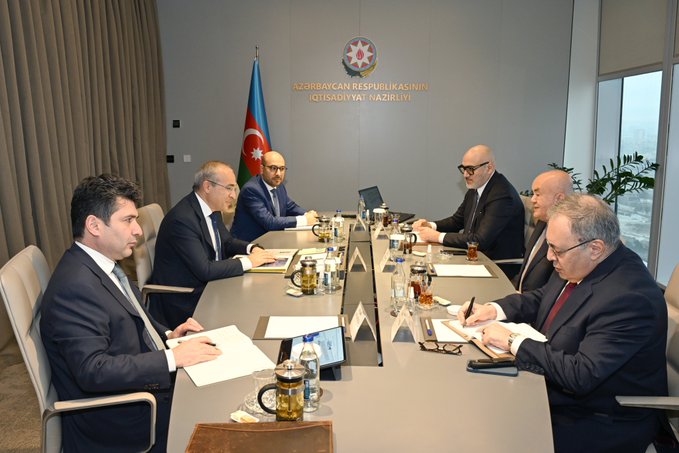 Azerbaijan, Türkiye discuss new pharmaceutical factory project